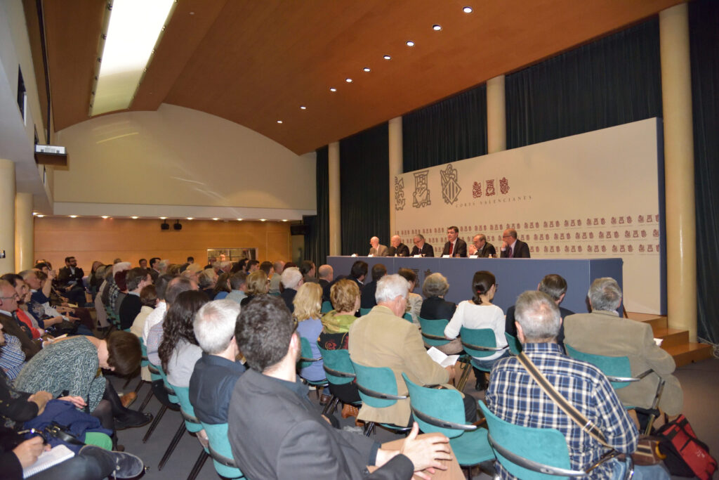Reunión de los archiveros en las Cortes Valencianas